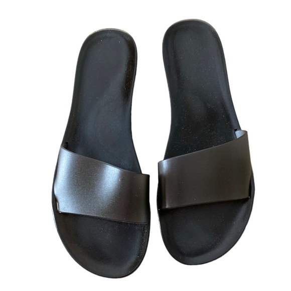 Shoes - Black Gel Slip On Slippers Size 10 Brand New